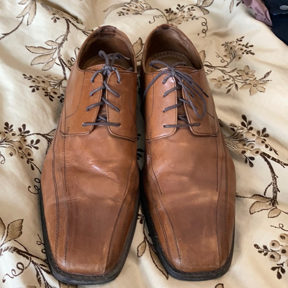 Johnston and Murphy 10.5 men’s brown dress shoes